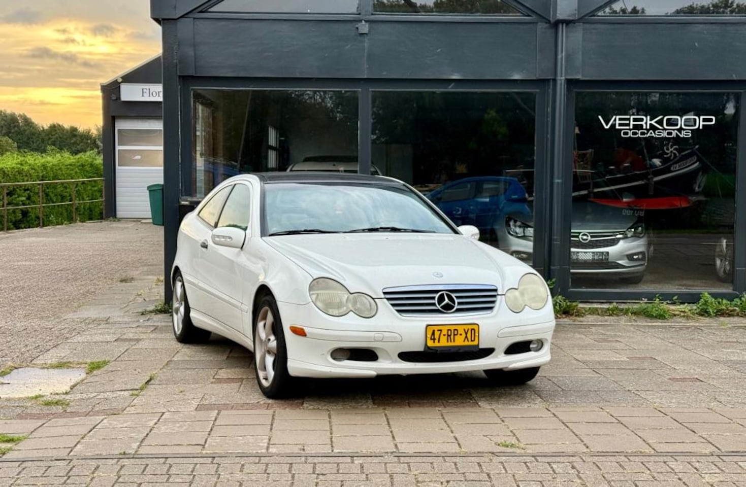 Mercedes-Benz C-klasse Sportcoupé - 230 K. AUTOMAAT - AutoWereld.nl