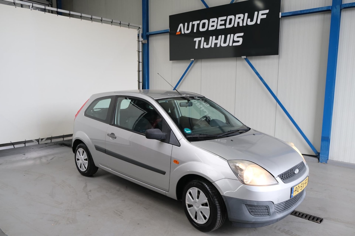 Ford Fiesta - 1.3-8V Champion - Airco. - AutoWereld.nl