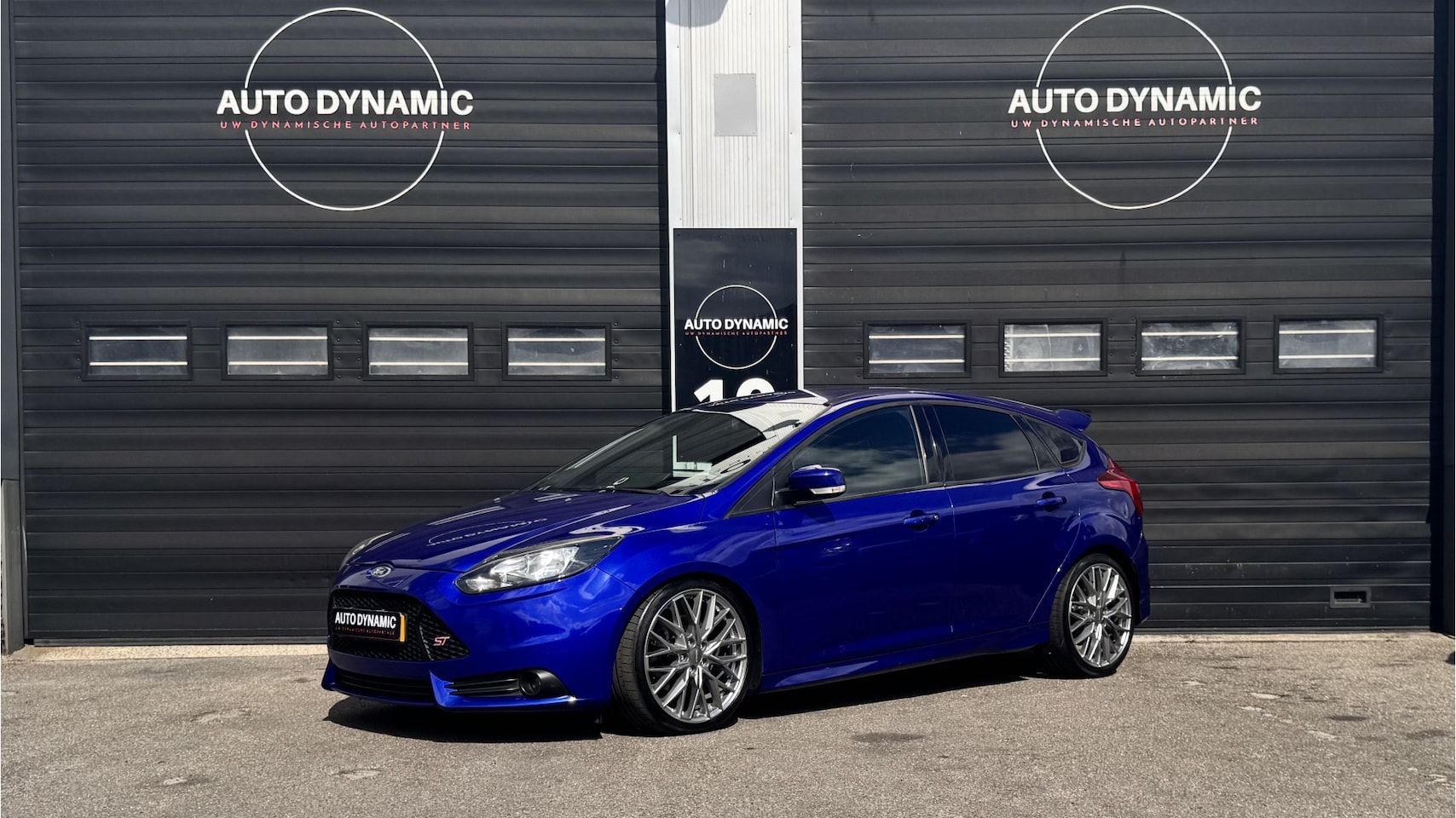 Ford Focus - 2.0 ST-3 | 250PK | Recaro | Sportuitlaat - AutoWereld.nl