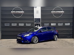 Ford Focus - 2.0 ST-3 | 250PK | Recaro | Sportuitlaat