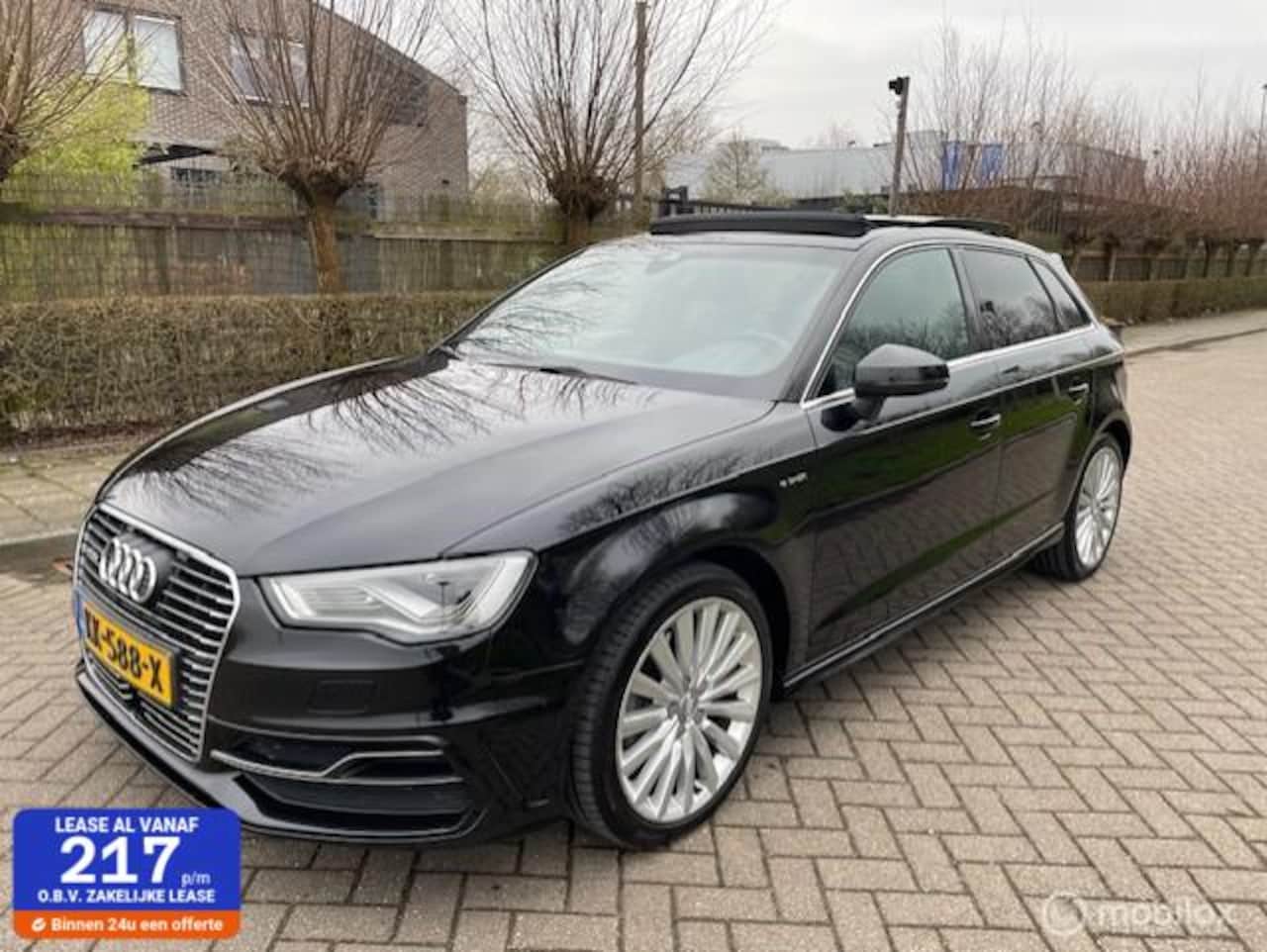 Audi A3 Sportback - 1.4 e-tron PHEV Ambition S-line, Pano - AutoWereld.nl