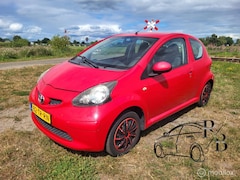 Toyota Aygo - 1.0-12V + AIRCO NIEUWE APK