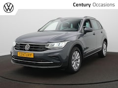 Volkswagen Tiguan - 1.4 TSI eHybrid Life Business+ / Virtual / Camera / Carplay /