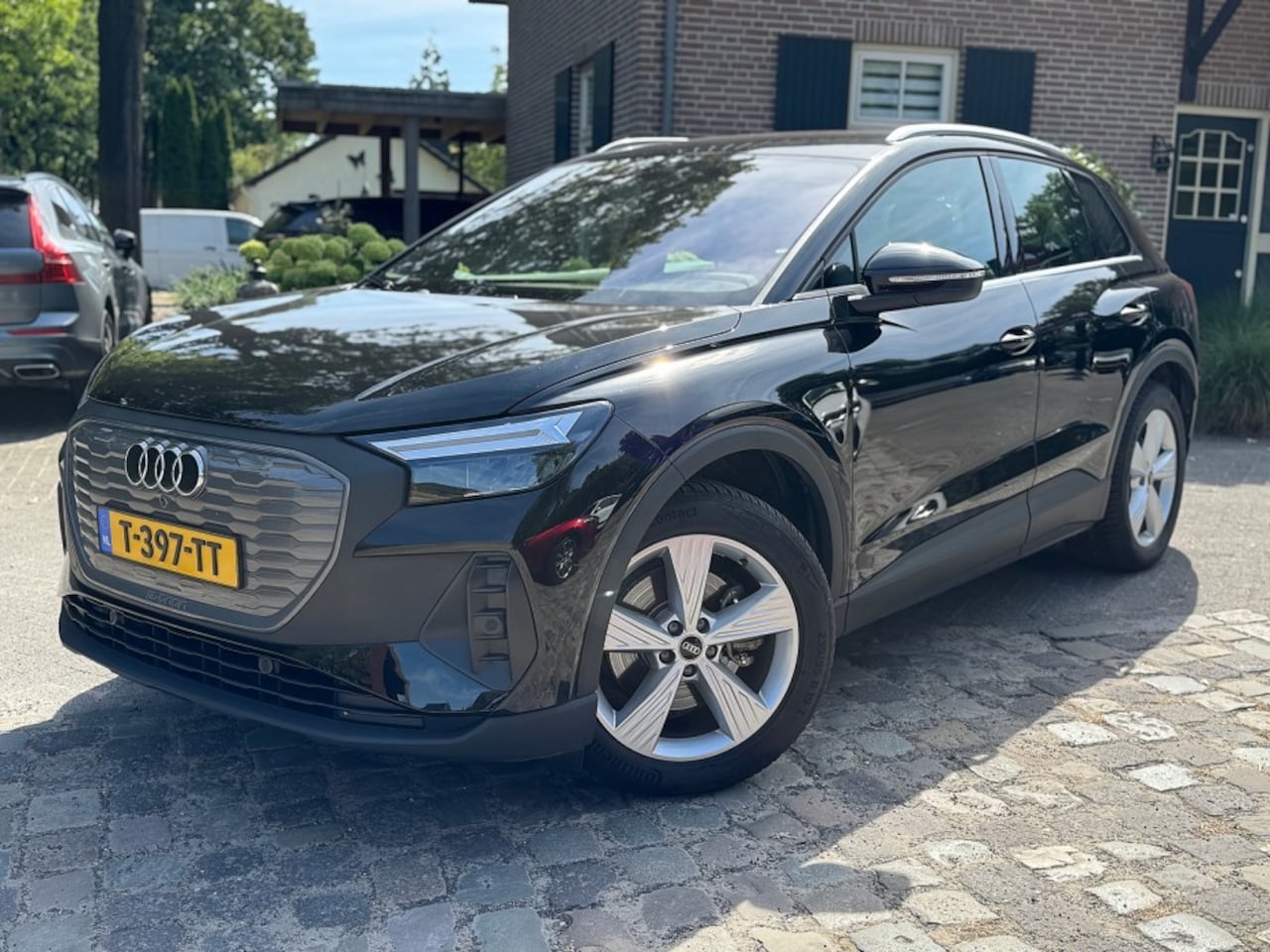 Audi Q4 - 35 Edition 55 kWh ecc,sonos,lmv,led,cruise,carplay,pdc - AutoWereld.nl