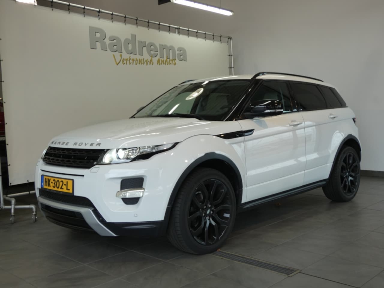 Land Rover Range Rover Evoque - 2.0 Si 4WD Prestige 2.0 Si 4WD Prestige - AutoWereld.nl