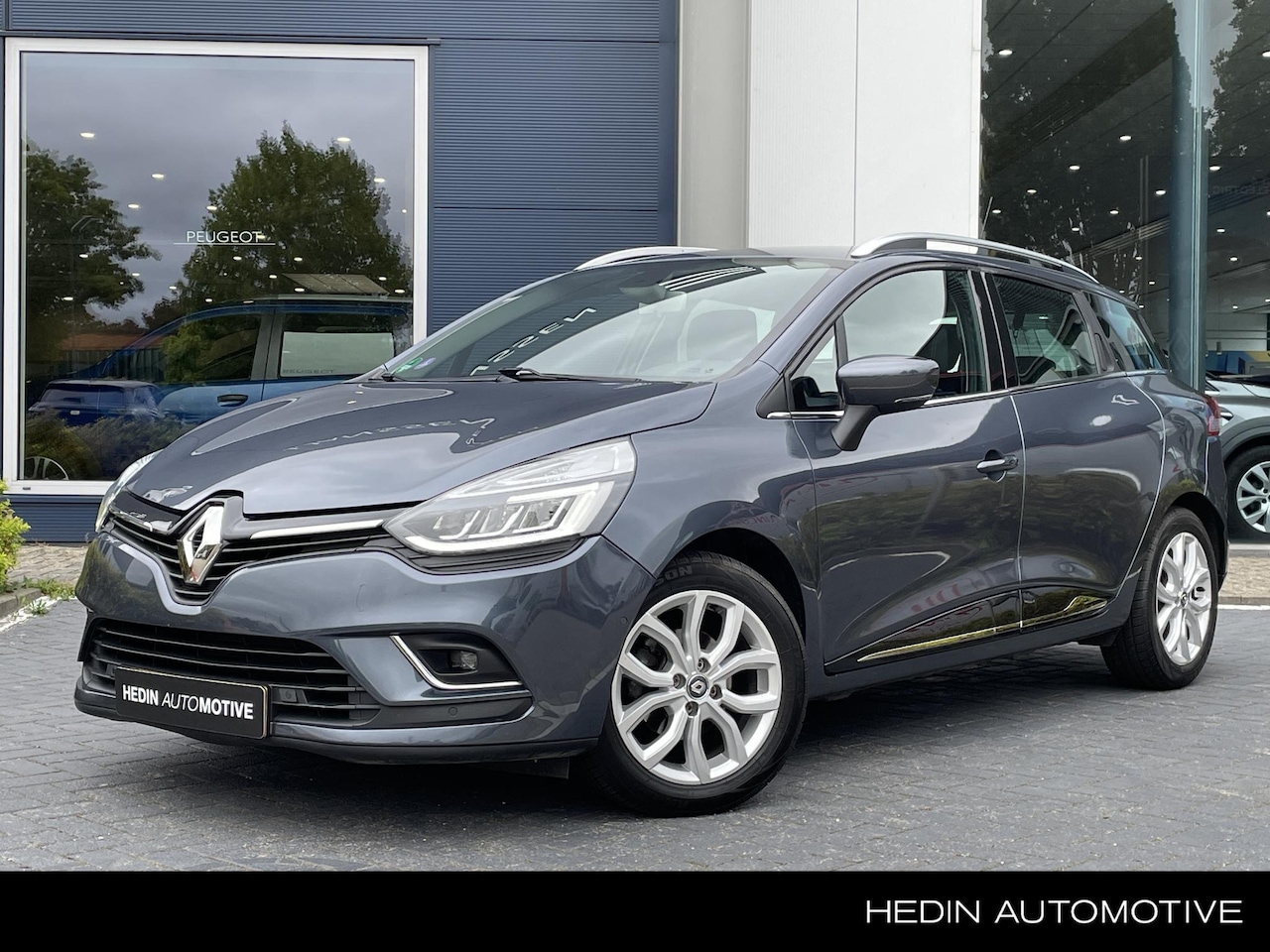 Renault Clio Estate - 120PK TCe Intens | Half Leder | Camera | Trekhaak | Clima | R-Link Navigatie - AutoWereld.nl
