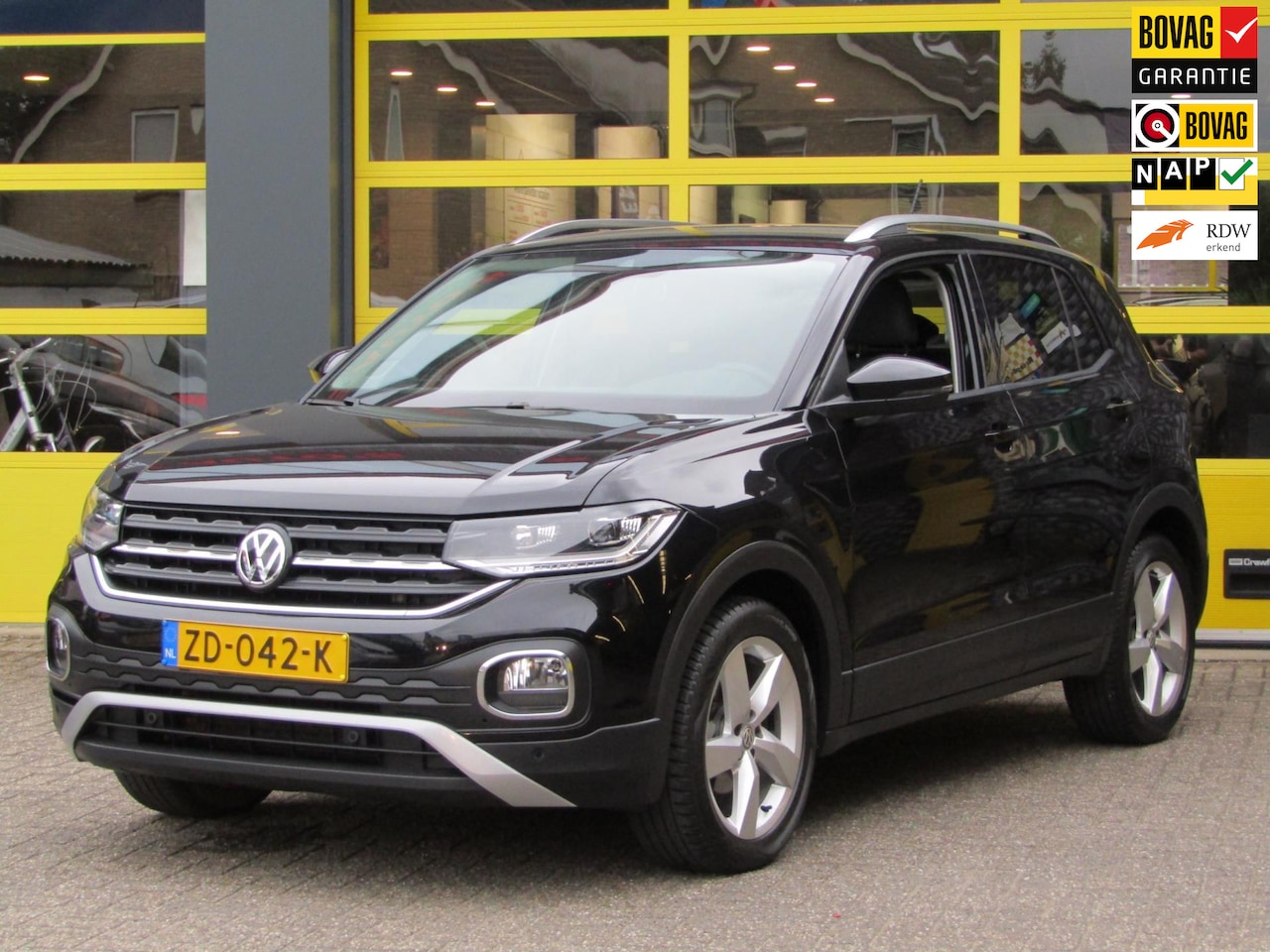 Volkswagen T-Cross - 1.0 TSI Style / Acheruitrij camara - AutoWereld.nl