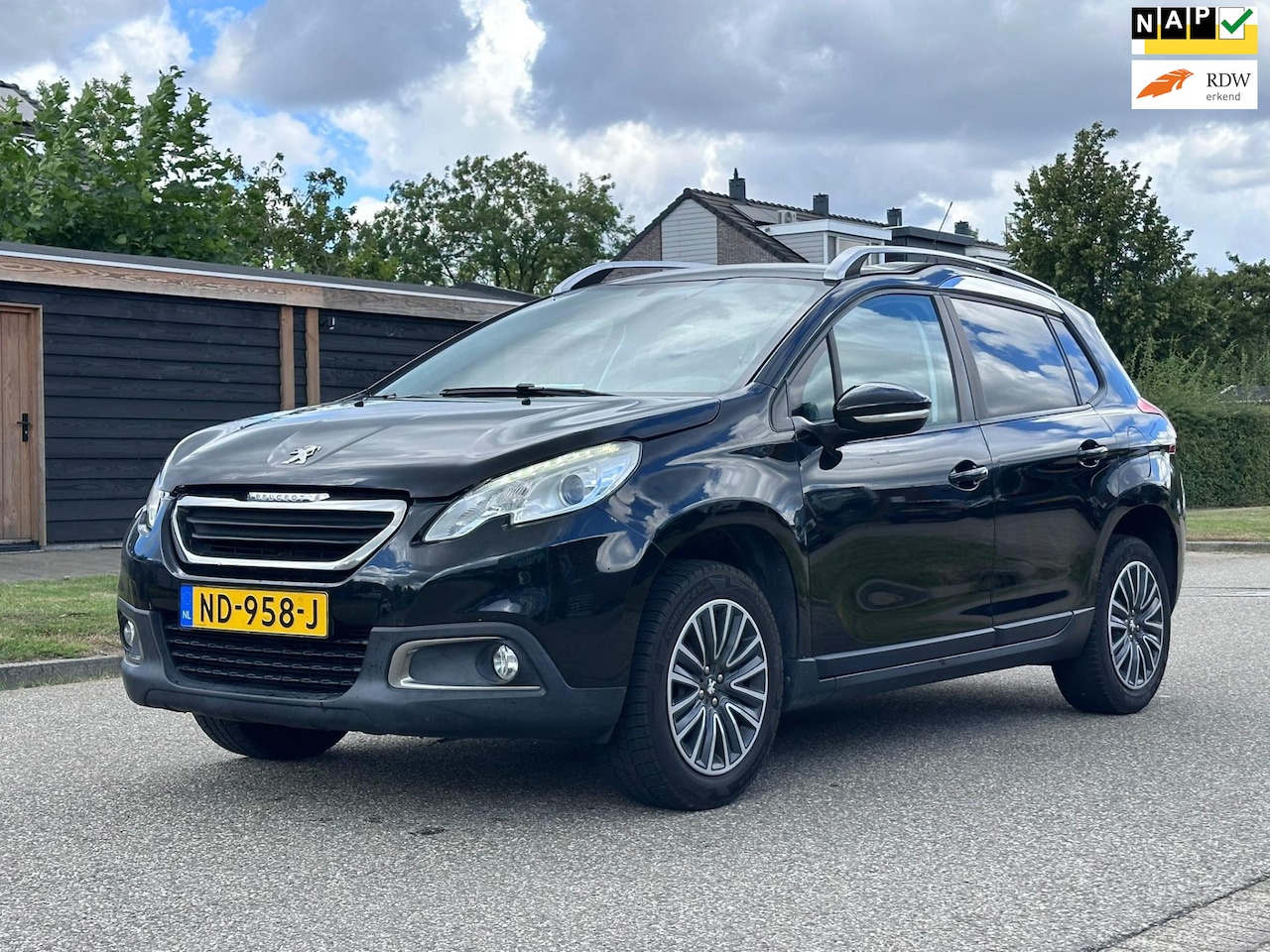 Peugeot 2008 - 1.2 VTi Allure Pack Premium Plus Cruise*Clima*Trekhaak*Parkeersensoren*Distributieriem ver - AutoWereld.nl