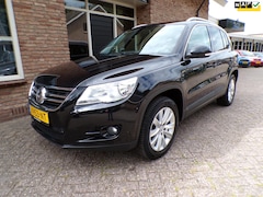 Volkswagen Tiguan - 1.4 TSI Comfort&Design 4Motion