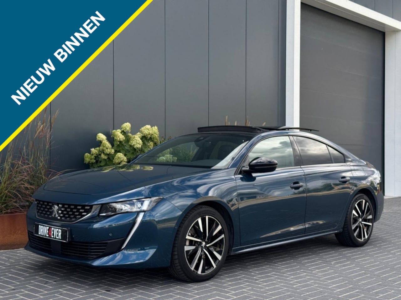 Peugeot 508 - 1.6 HYbrid GT 225pk FULL PANO NAVI CAMERA SPORTVELGEN - AutoWereld.nl