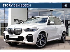 BMW X5 - xDrive45e High Executive M Sport Automaat / Panoramadak / Trekhaak / Laserlight / Parking