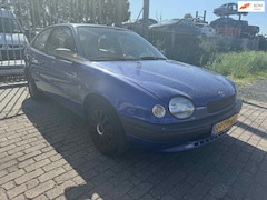 Toyota Corolla - 1.6-16V Terra aangepast automaat invalide