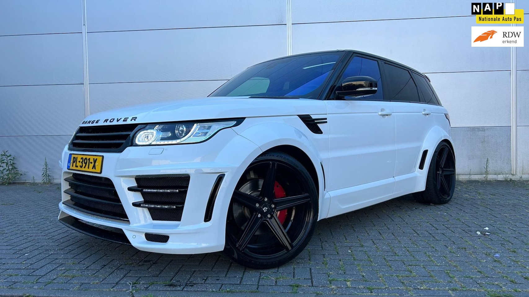 Land Rover Range Rover Sport - 3.0 TDV6 HSE Lumma Design, Led, Pano - AutoWereld.nl