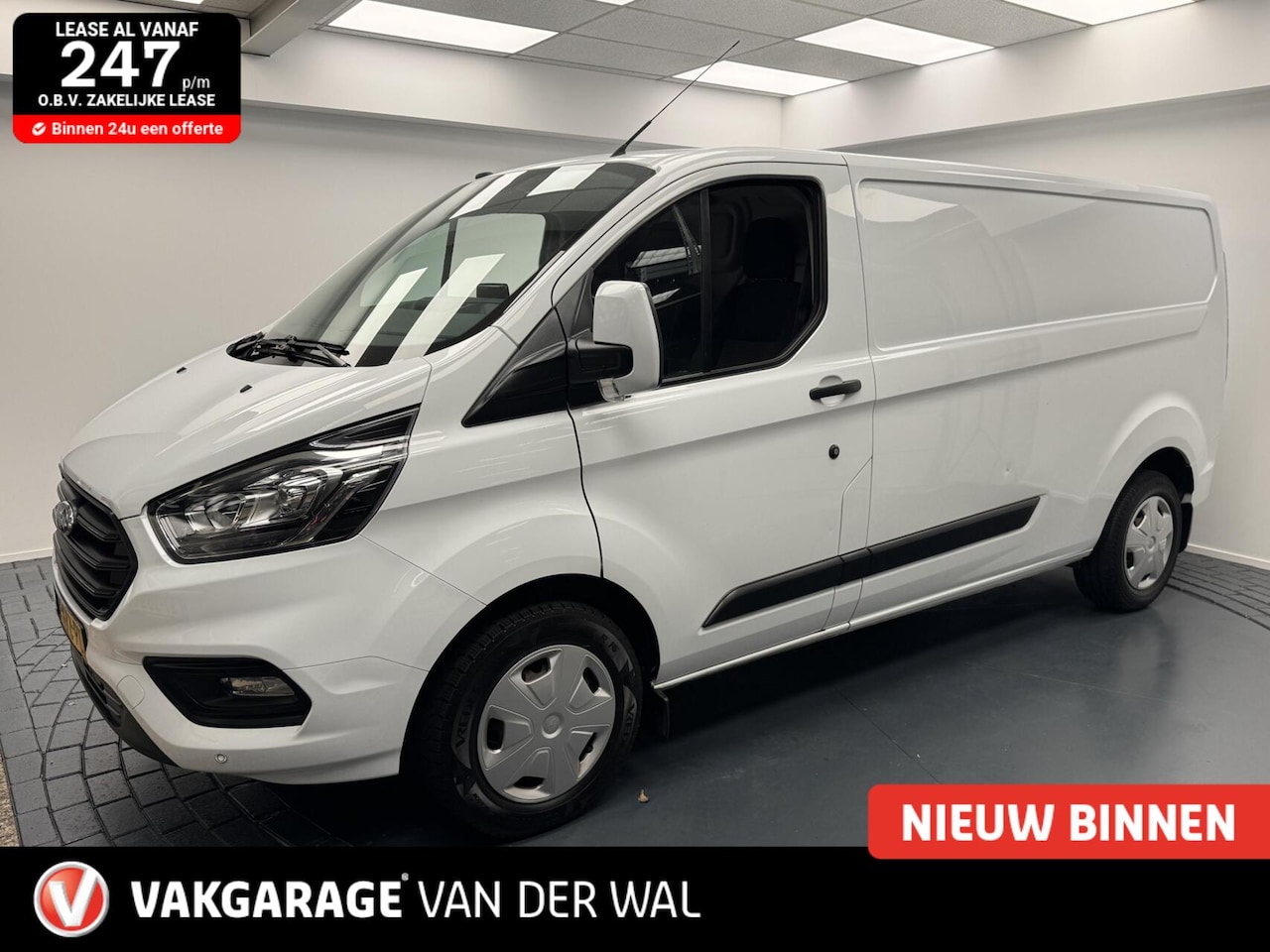 Ford Transit Custom - 320 2.0 TDCI L2H1 3Zits-Airco-Navigatie-Cr.contr-Trekhaak-Parkeersensoren - AutoWereld.nl