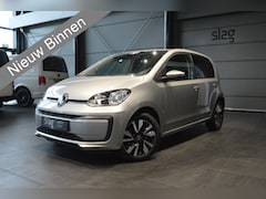 Volkswagen Up! - 1.0 MOVE clima cruise camera pdc lichtmetaal