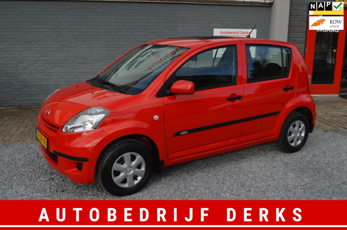 Daihatsu Sirion 2 - 1.0-12V Premium 5Drs Stuurbekrachtiging Jaar Garantie - AutoWereld.nl