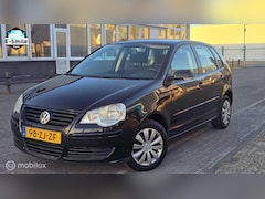 Volkswagen Polo - 1.4-16V Comfortline/Airco/EleckRamen/APK