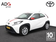 Toyota Aygo X - 1.0 VVT-i MT Play | Adaptieve Cruise Control | Parkeercamera | Safety Sense | Airco |