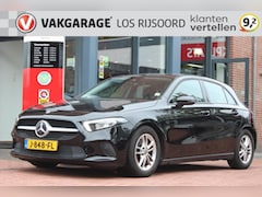 Mercedes-Benz A-klasse - A 180 7G-DCT *Solution* | Camera | Stoelverwarming | Cruise & Climate Control | Carplay |