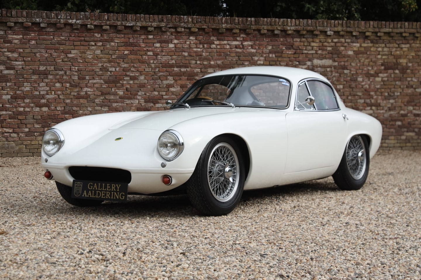 Lotus Elite - Super 100 "The first built Super 100" Superb and extremely original condition, Comes with - AutoWereld.nl