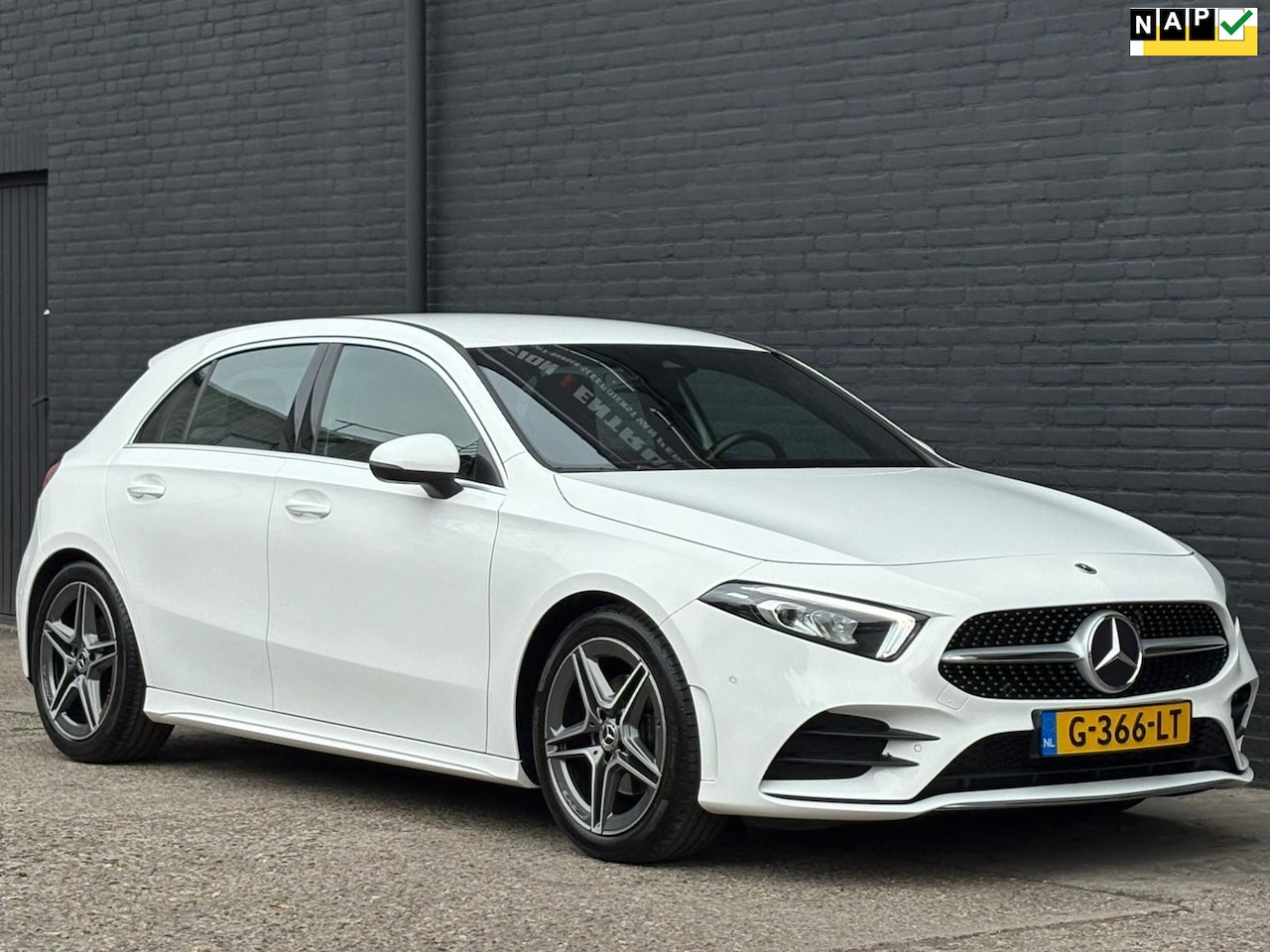 Mercedes-Benz A-klasse - 180 Business Solution AMG | SPORT | STOEL VERW | CARPLAY | MULTI STUUR | CAMERA | NWE APK - AutoWereld.nl