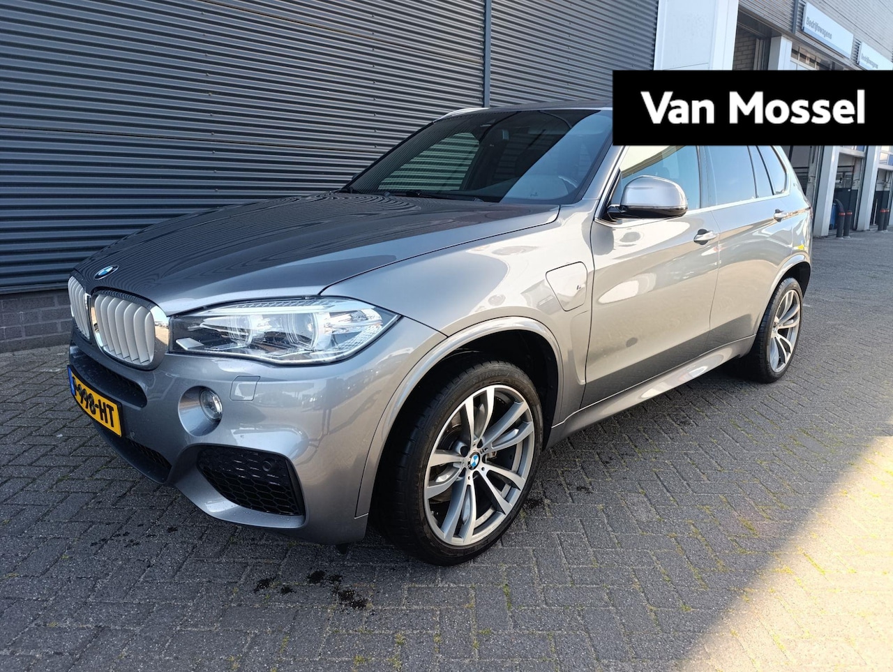 BMW X5 - xDrive40e iPerformance M Sport Edition | LEER | PANO-SCHUIFDAK | CAMERA | STOELMEMORY | ZW - AutoWereld.nl