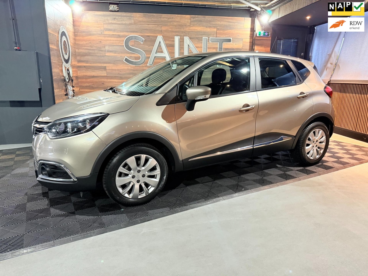 Renault Captur - 1.2 TCe Expression | Automaat | Trekhaak | - AutoWereld.nl