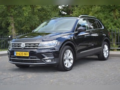 Volkswagen Tiguan - 2.0 TDi Highline 4Motion | Trekhaak | Leder | Digitale Cockpit