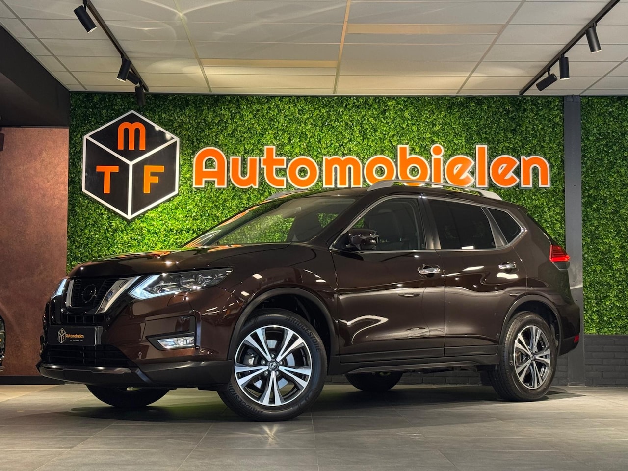 Nissan X-Trail - 1.6 DIG-T N-Connecta 7PERSOONS|PANO|360CAMERA|TREKHAAK|LANE ASSIST - AutoWereld.nl