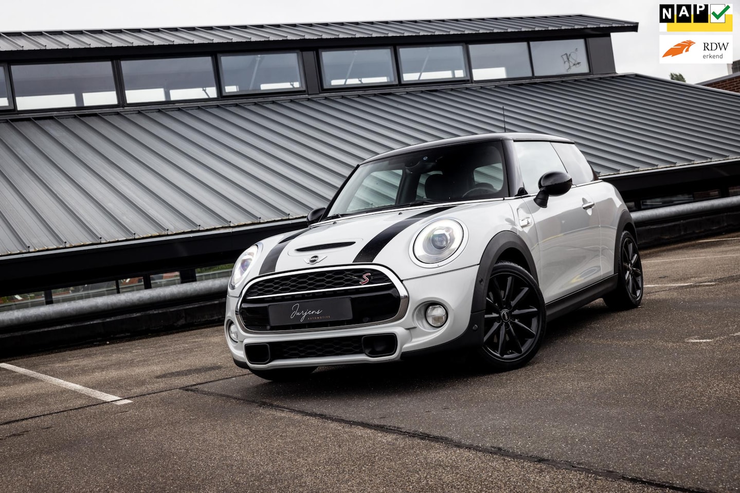MINI Cooper S - Mini 2.0 Chili AUT (192pk) LED NAVI Prof JCW - AutoWereld.nl