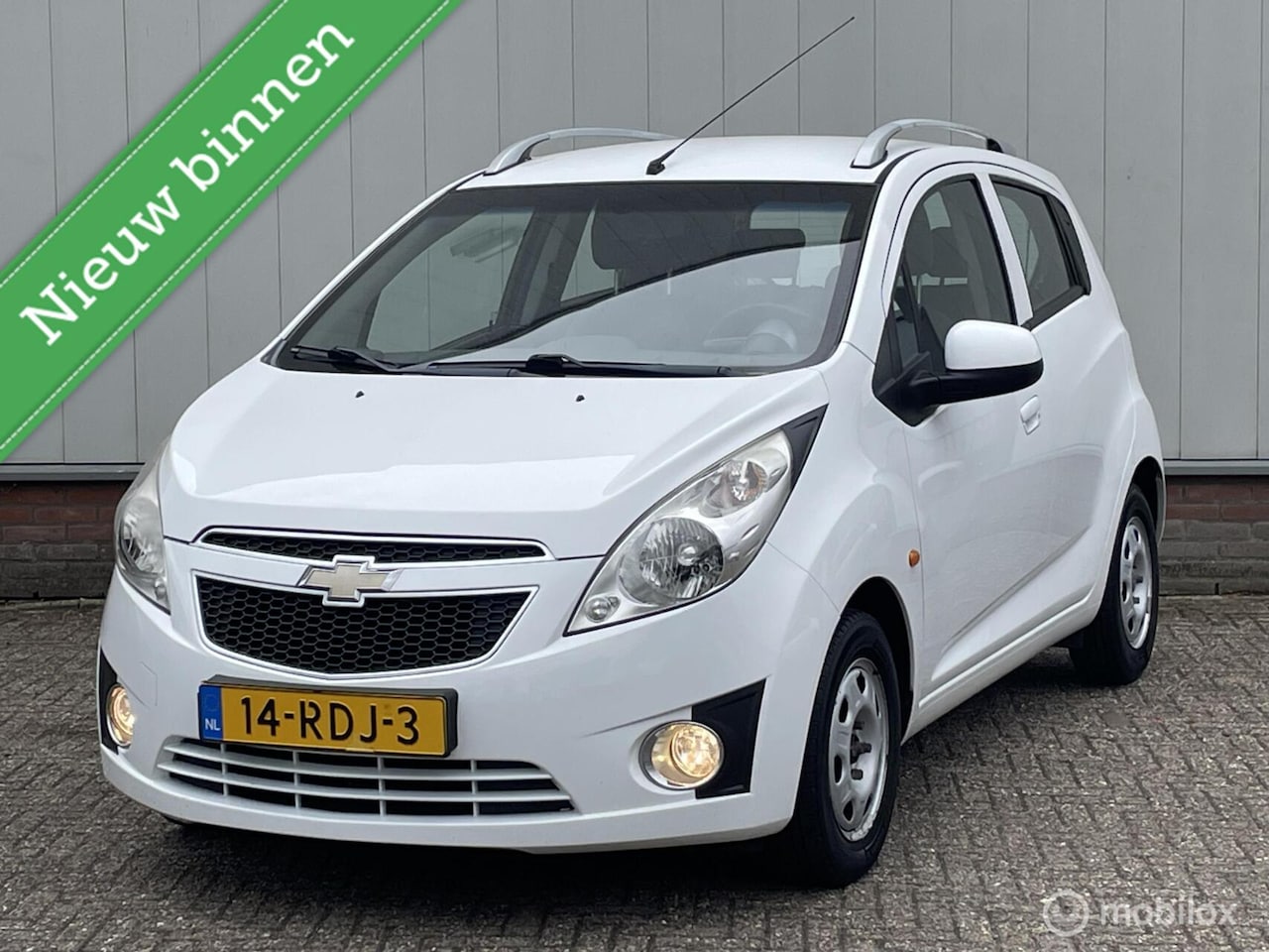 Chevrolet Spark - 1.0 16V LS 1.0 16V LS - AutoWereld.nl