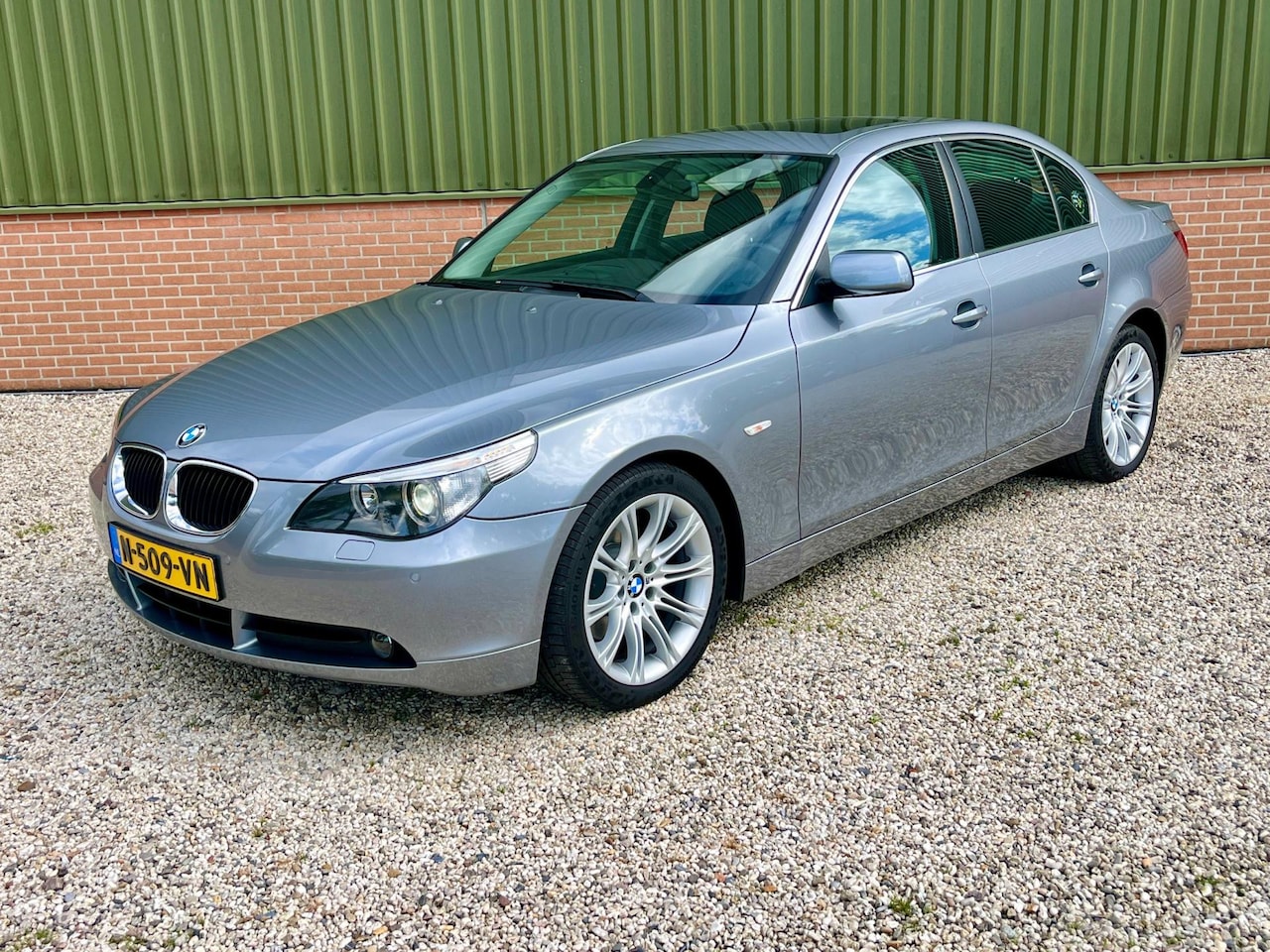 BMW 5-serie - 520i High Executive - "Full Options"- A1 conditie - AutoWereld.nl