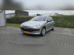 Peugeot 206 - 1.4 Gentry Premium