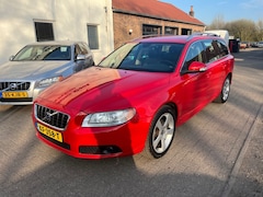 Volvo V70 - 3.2 AWD Summum