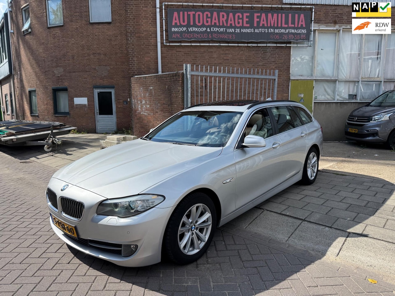BMW 5-serie Touring - 520d High Executive Panorama/Xenon/Leer… - AutoWereld.nl