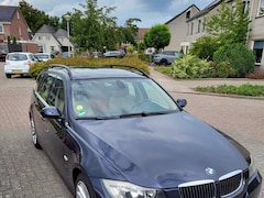BMW 3-serie Touring - 325i High Executive