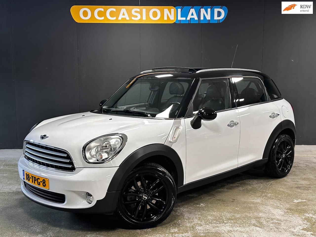 MINI Countryman - Mini 1.6 Cooper Chili|PANO|LEDER|CRUISE|STOELV|AIRCO|17INCH| - AutoWereld.nl