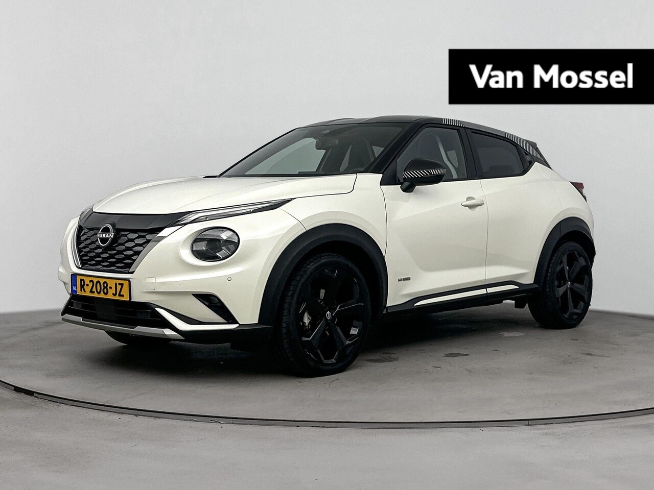 Nissan Juke - 1.6 Hybrid Premiere Edition | Leder | Apple Carplay & Android Auto | NAVI | Achterruitrijc - AutoWereld.nl