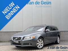 Volvo V70 - 2.5FT Summum | Schuifdak | Leer | Navi | 100% dealer onderhoud | Lage kmstand |