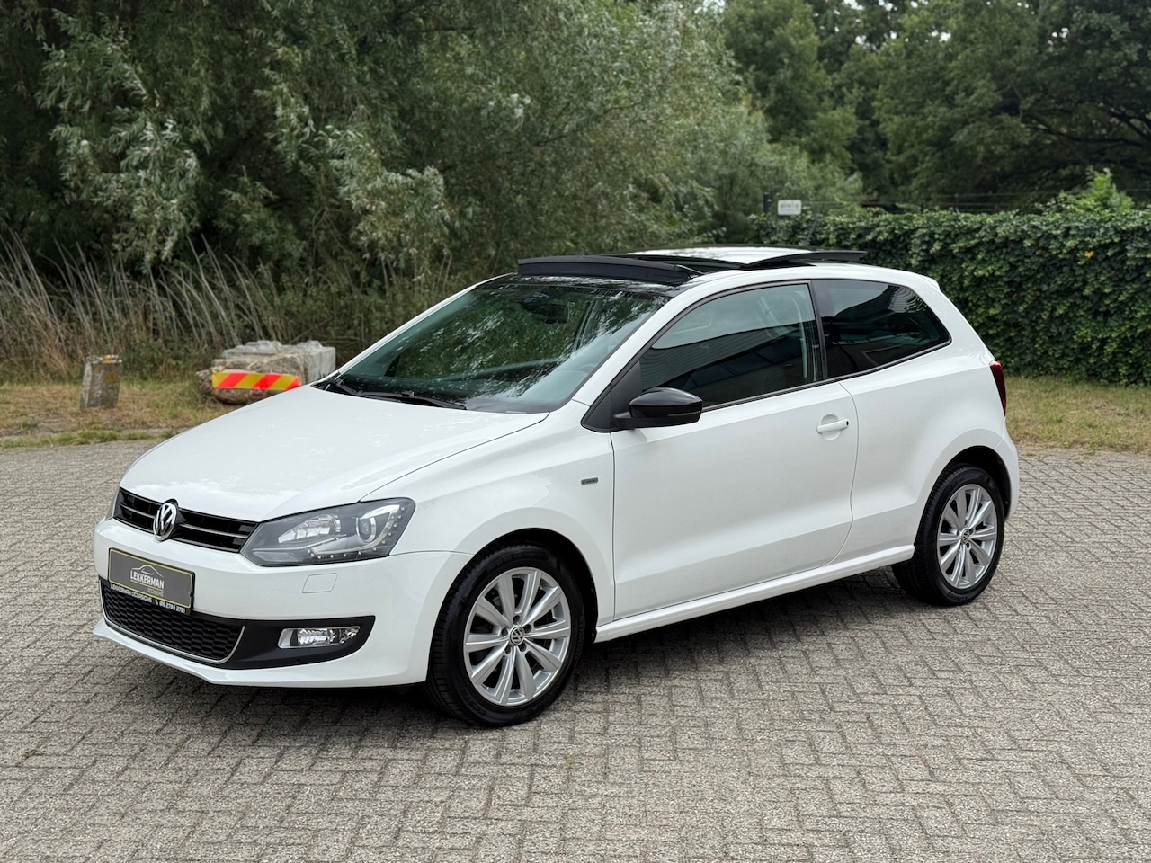 Volkswagen Polo - 1.4-16V Highline PANO I CRUISE I PDC I LED I VOLL ONDH I TOP AUTO - AutoWereld.nl