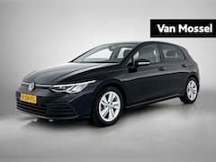 Volkswagen Golf - 1.0 TSI Life | 110 PK | Digital Cockpit PRO | Navigatie | Parkeercamera |