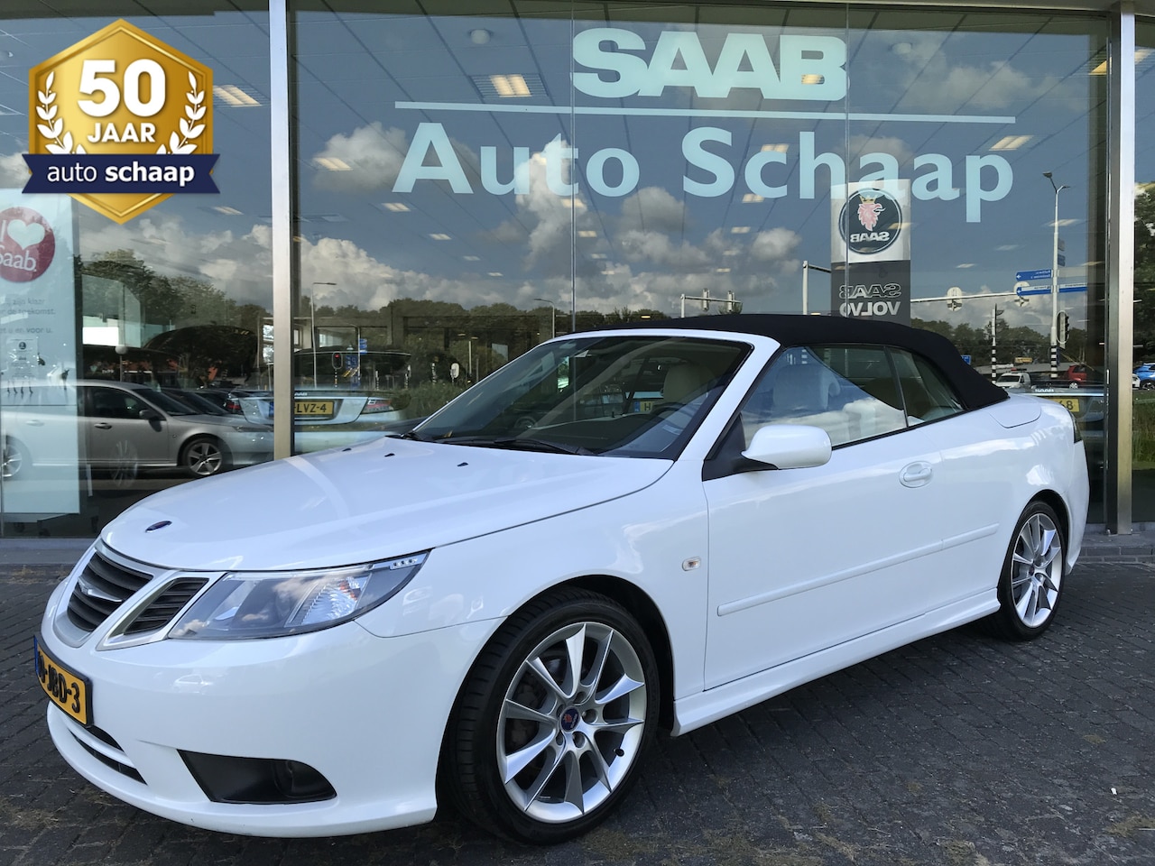 Saab 9-3 Cabrio - 1.8t Vector Automaat | Rijklaar incl garantie | Kap 2024 Origineel Nederlands Dealer onder - AutoWereld.nl
