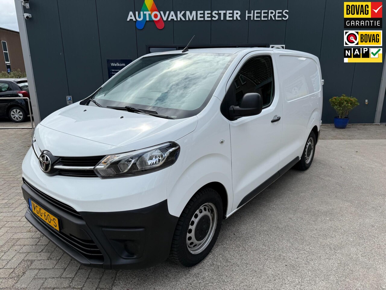 Toyota ProAce Compact - 1.5 D-4D Cool Comfort 1.5 D-4D Cool Comfort - AutoWereld.nl