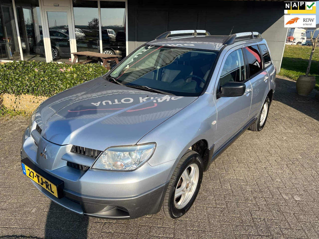 Mitsubishi Outlander Sport - 2.0 Invite+ ECC/CV/TREK APK+NAP - AutoWereld.nl