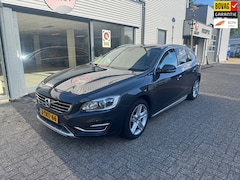 Volvo V60 - 2.4 D6 AWD Plug-In Hybrid Summum Navi - opendak - leder- cruise controle stoel verw