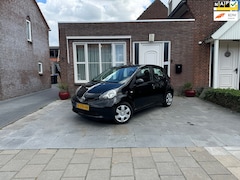Toyota Aygo - 1.0-12V