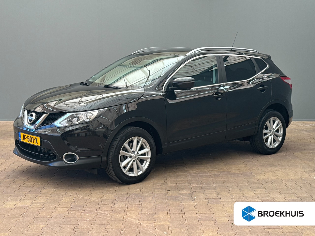 Nissan Qashqai - 1.2 Tekna Rondomzicht Camera | Trekhaak | Leder | Elek. Verstelbare Stoel | Cruise | Clima - AutoWereld.nl