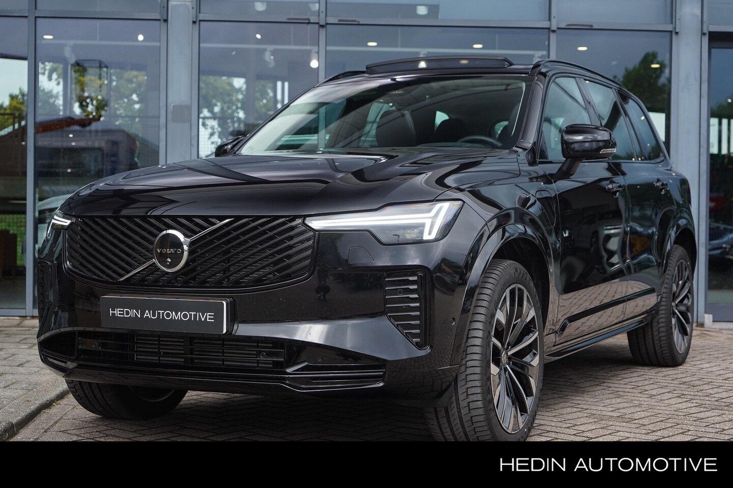 Volvo XC90 - 2.0 T8 Plug-in hybrid AWD Ultra Dark | 7 zitplaatsen | Nieuwste model!| Luchtvering | Mass - AutoWereld.nl