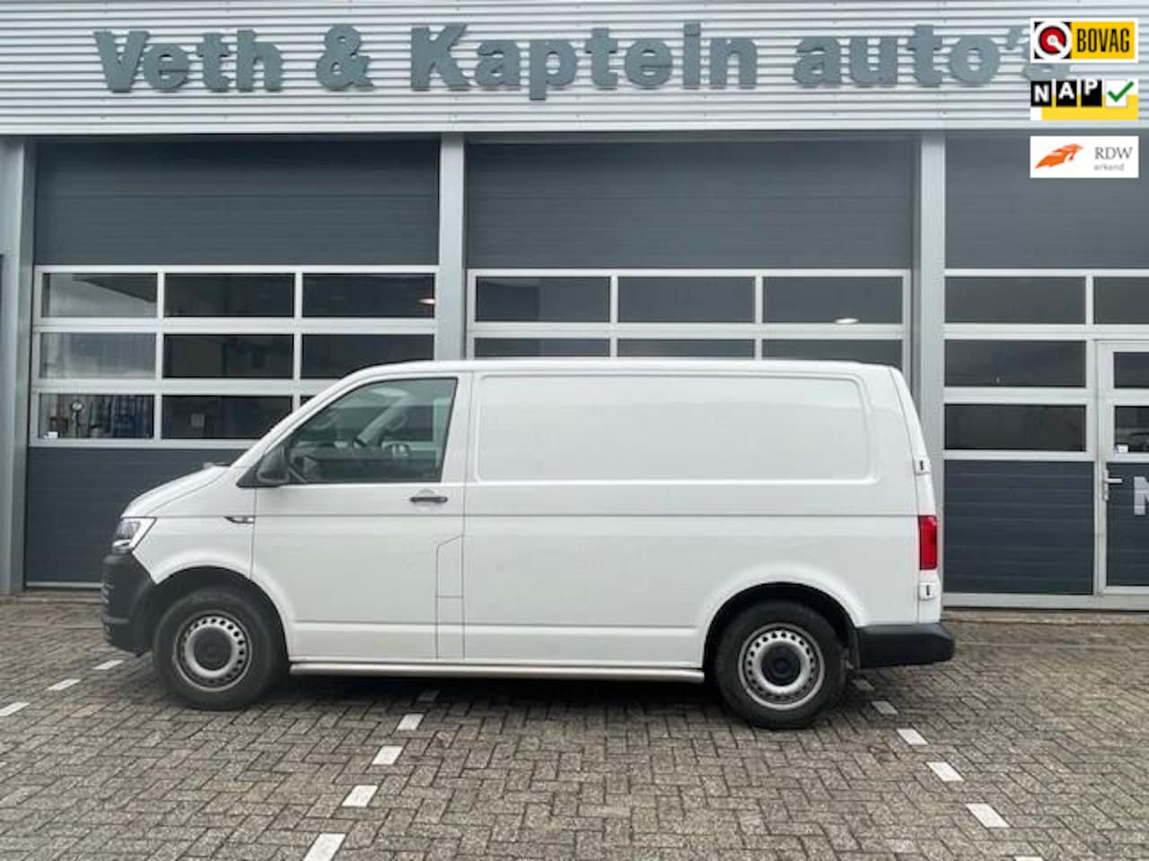 Volkswagen Transporter - 2.0 TDI L1H2 Highline 2.0 TDI L1H2 Highline - AutoWereld.nl
