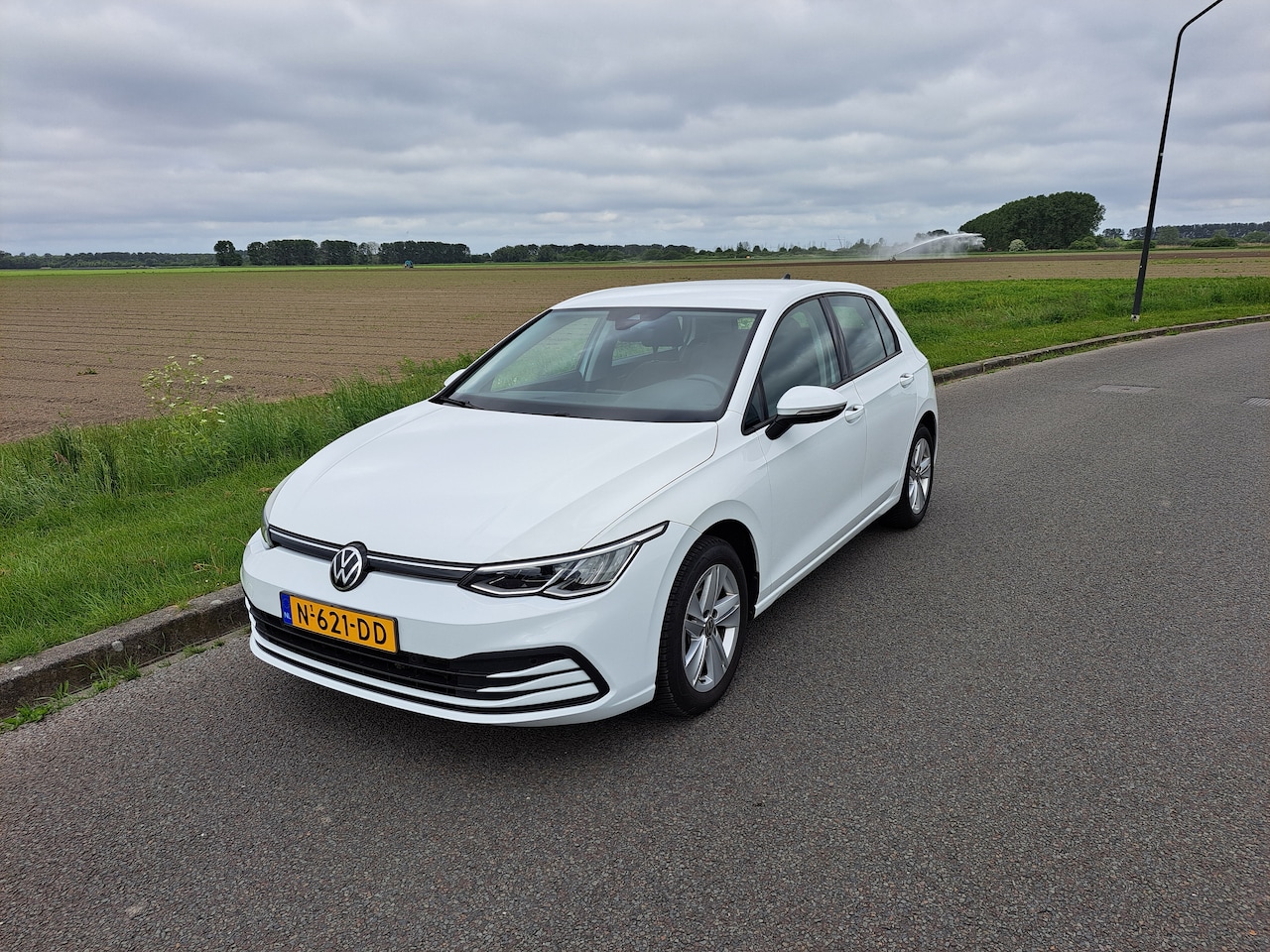 Volkswagen Golf - 1.0 TSI Life - AutoWereld.nl